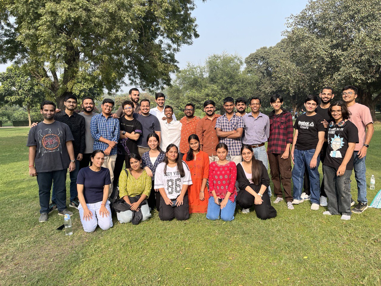 Group photo from an application tips session connected to NIFT aspirants